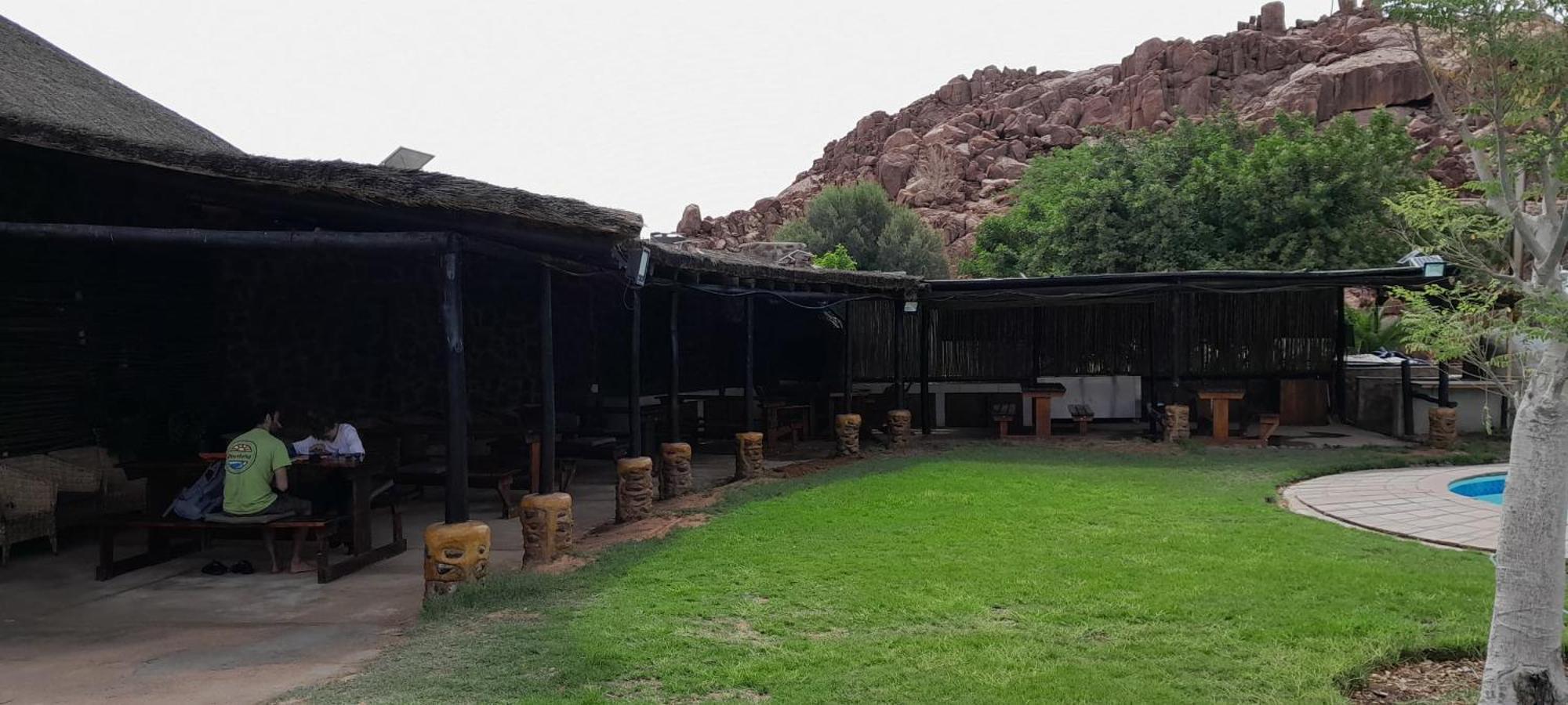 Brandberg White Lady Lodge Uis エクステリア 写真