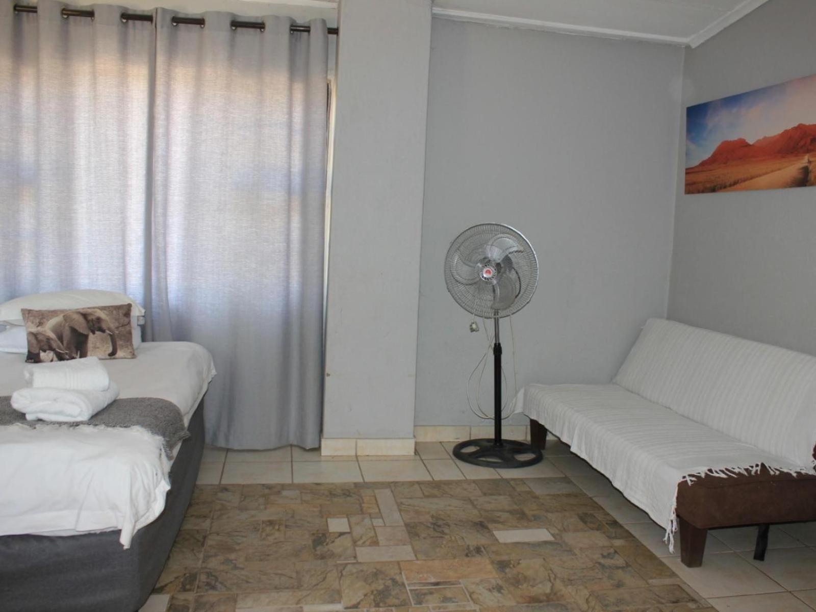 Brandberg White Lady Lodge Uis エクステリア 写真