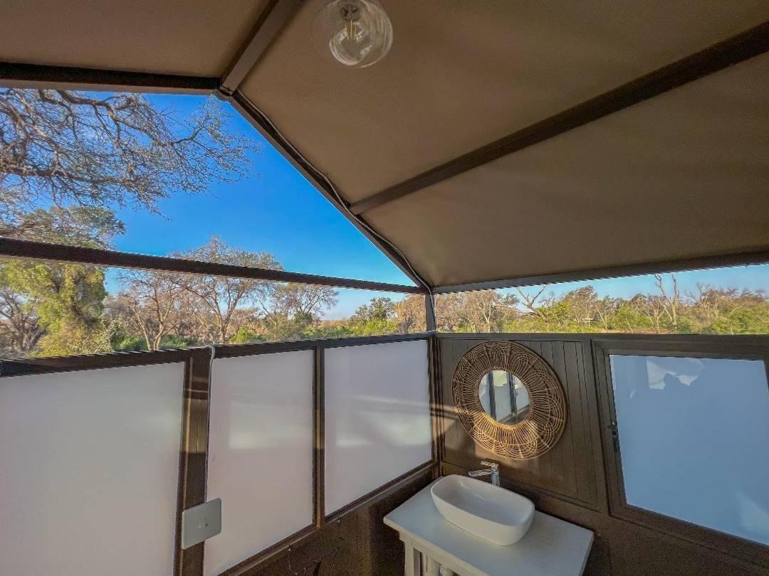 Brandberg White Lady Lodge Uis エクステリア 写真