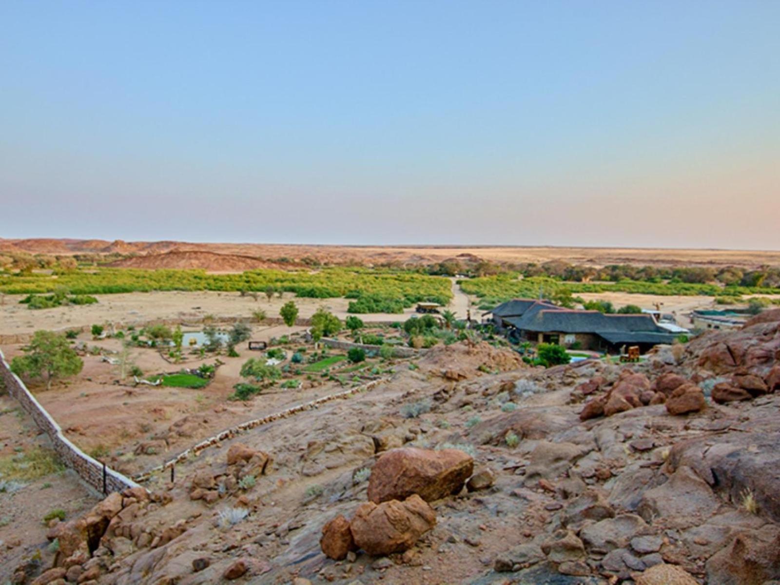 Brandberg White Lady Lodge Uis エクステリア 写真