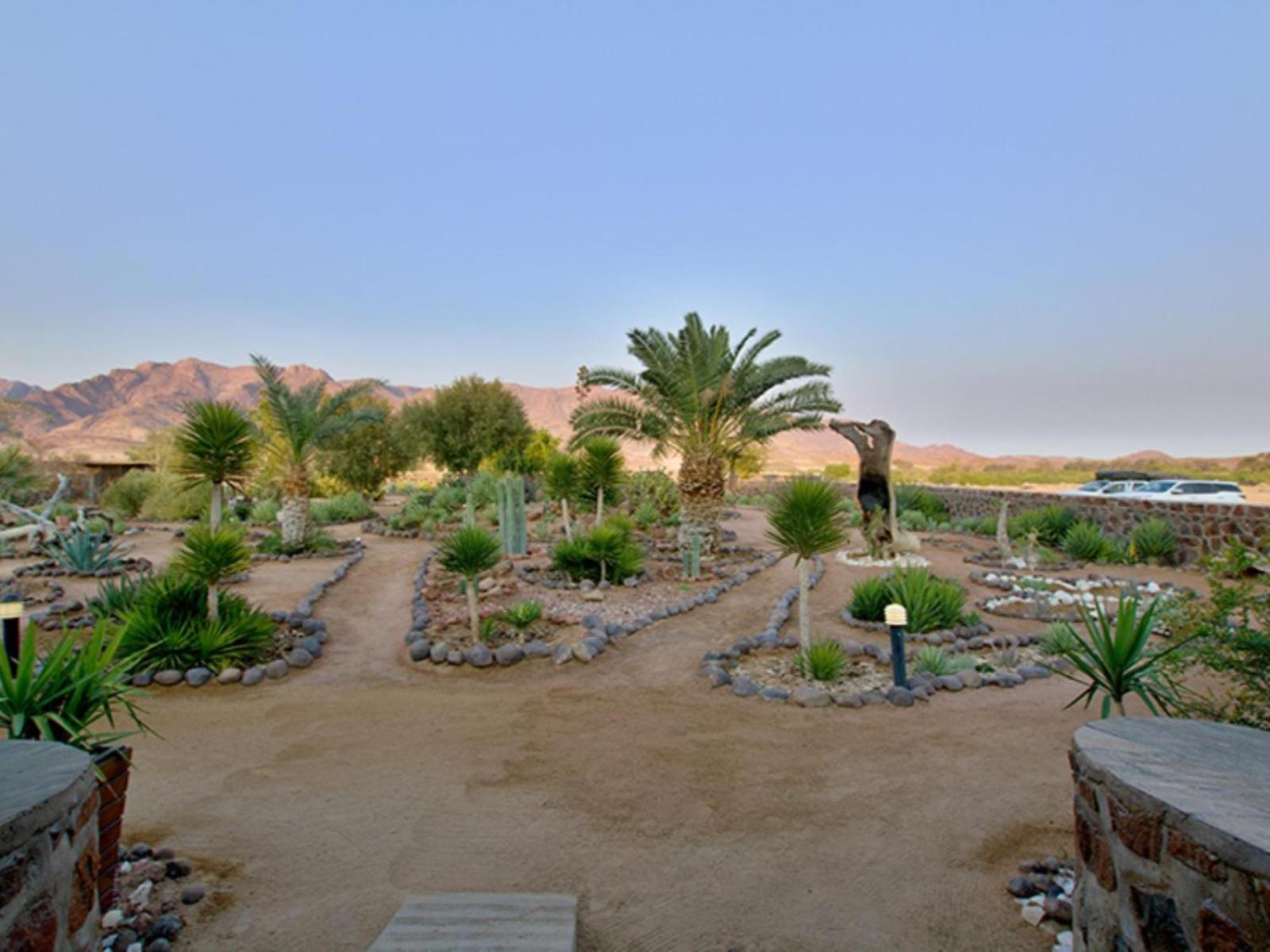 Brandberg White Lady Lodge Uis エクステリア 写真