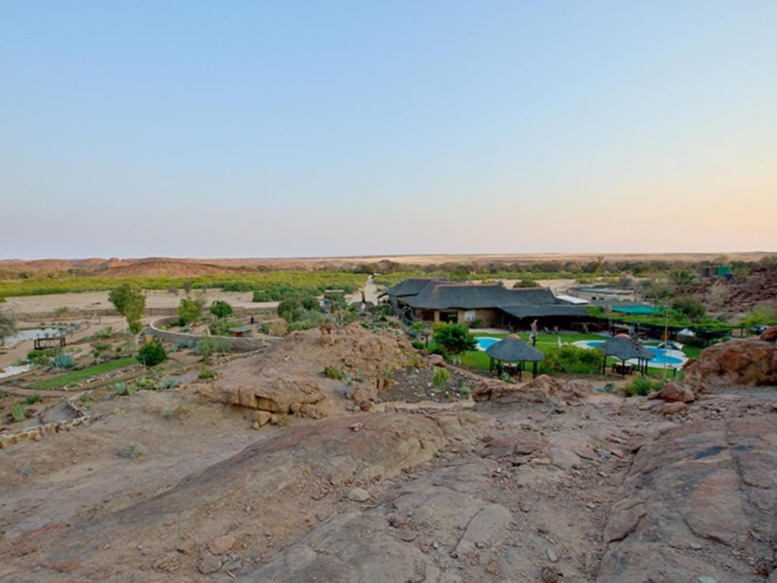 Brandberg White Lady Lodge Uis エクステリア 写真