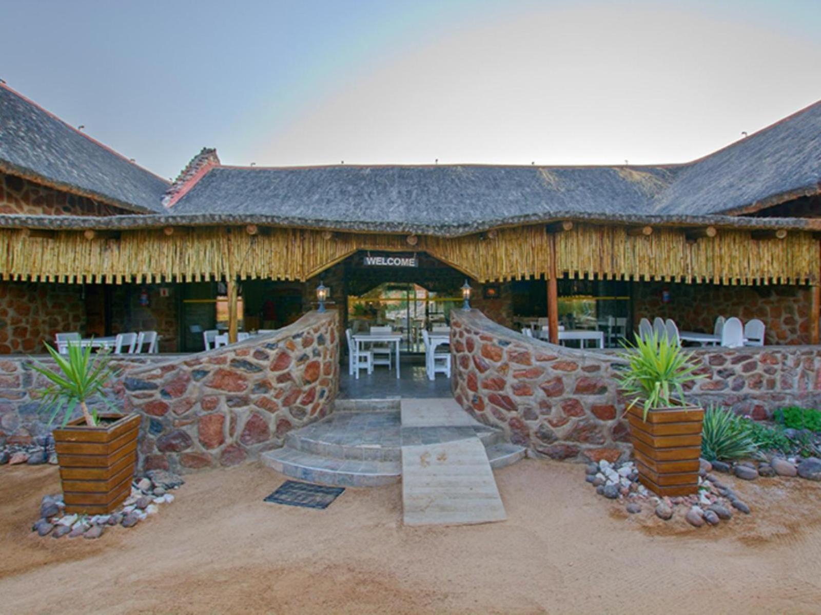 Brandberg White Lady Lodge Uis エクステリア 写真
