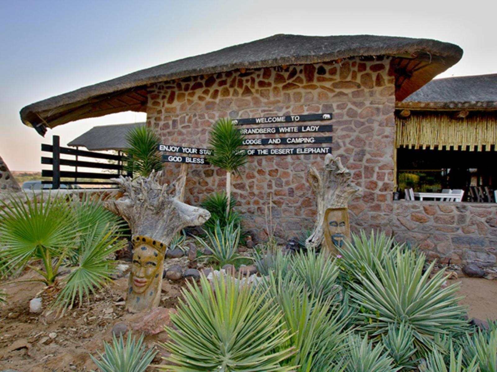 Brandberg White Lady Lodge Uis エクステリア 写真